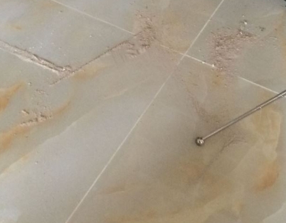 左权瓷砖空鼓维修公司分享粘合剂选择不当在瓷砖铺贴过程中可能导致以下问题